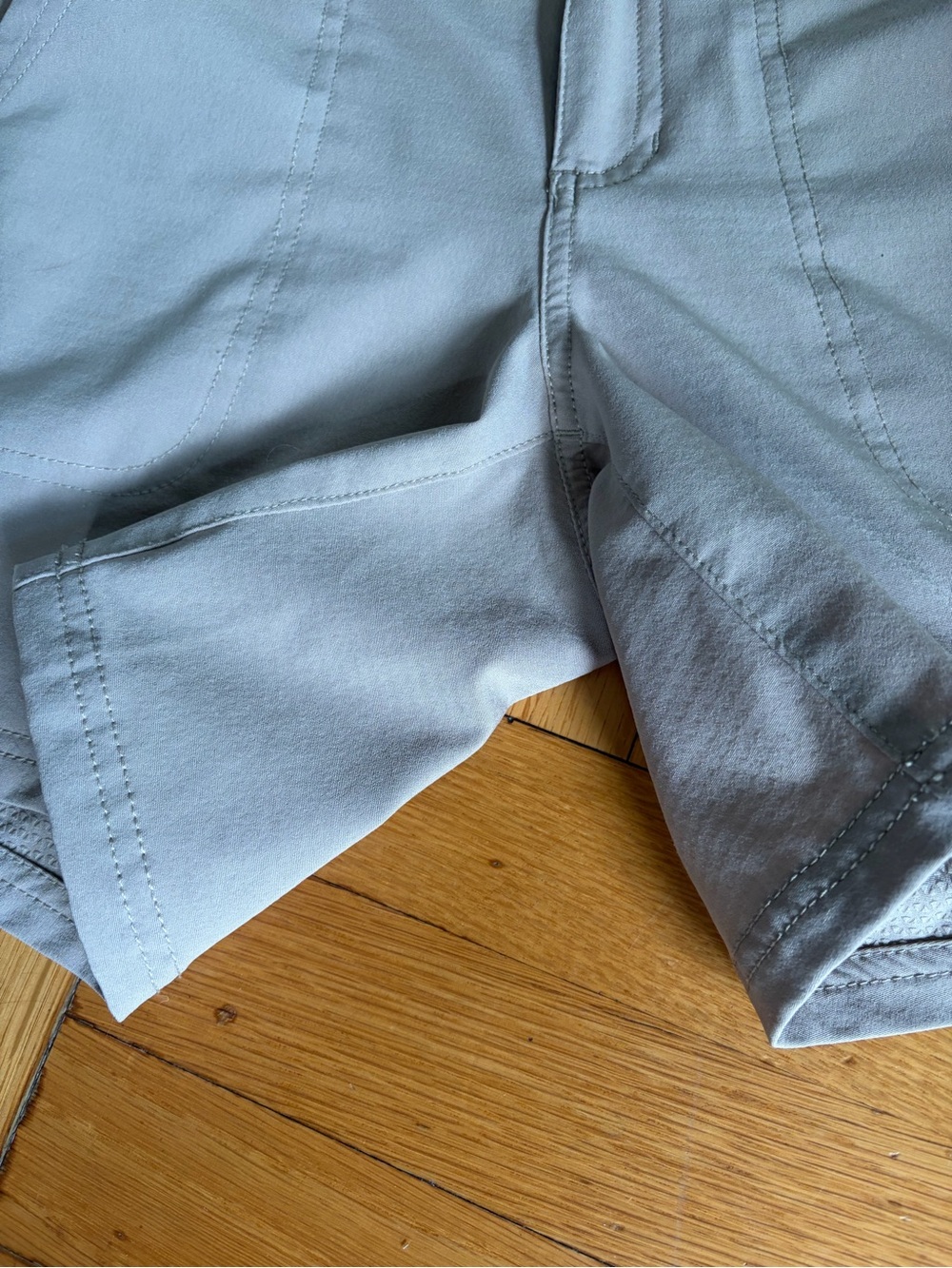 The North Face Women’s Sz. 4 Hiking Walking Shorts. Pockets. Snap & Zipper - Picture 4 of 13